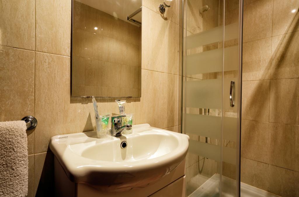 Apartaments Populetus Poboleda Ngoại thất bức ảnh