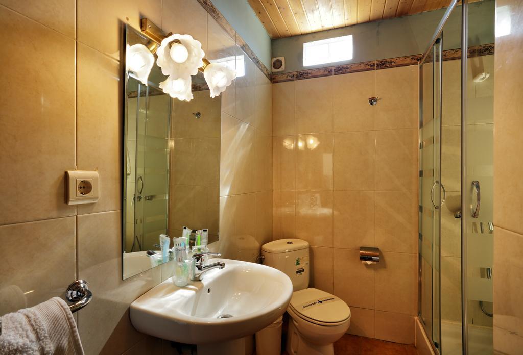 Apartaments Populetus Poboleda Ngoại thất bức ảnh